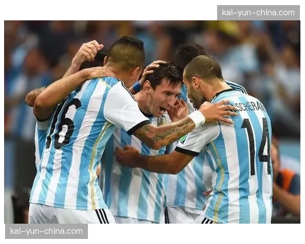 历史回顾：十年前的今天，梅西在诺坎普对阵赫塔菲连过五人